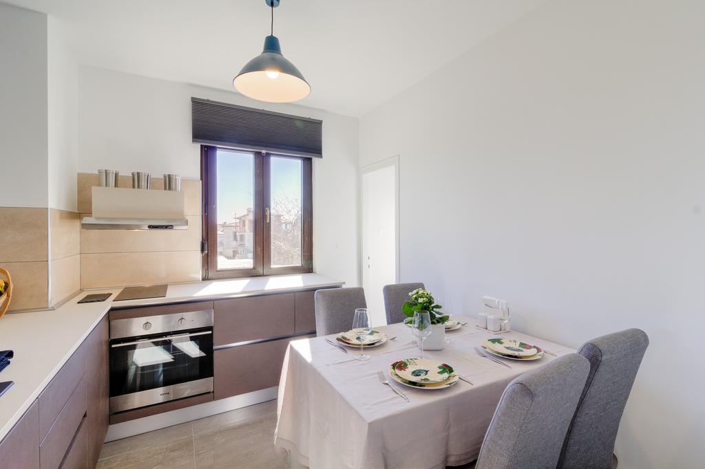 Apartments Ester Victoria Медулин Экстерьер фото